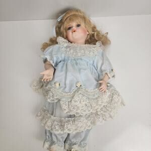 KINGSTATE The Dollcrafter DIANE #1062 Prestige Collection Porcelain Baby Doll